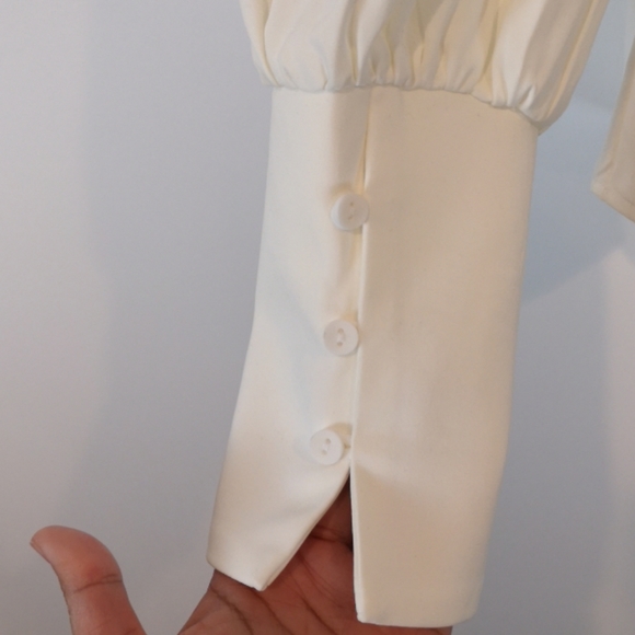 NWT Paisie White Blouse - Picture 7 of 11